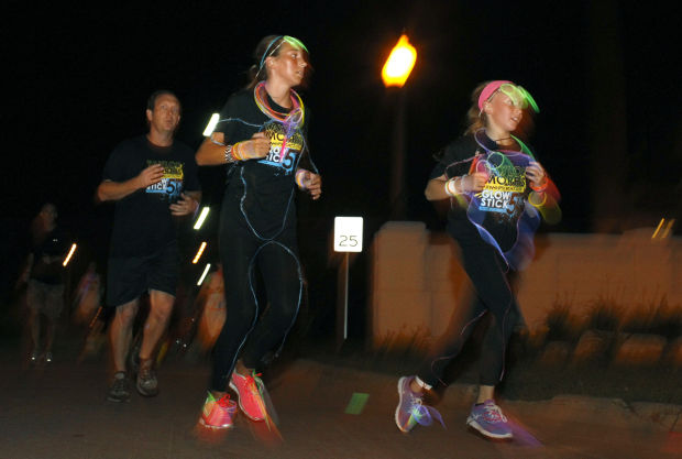 082413mp-5k-glow-run-4
